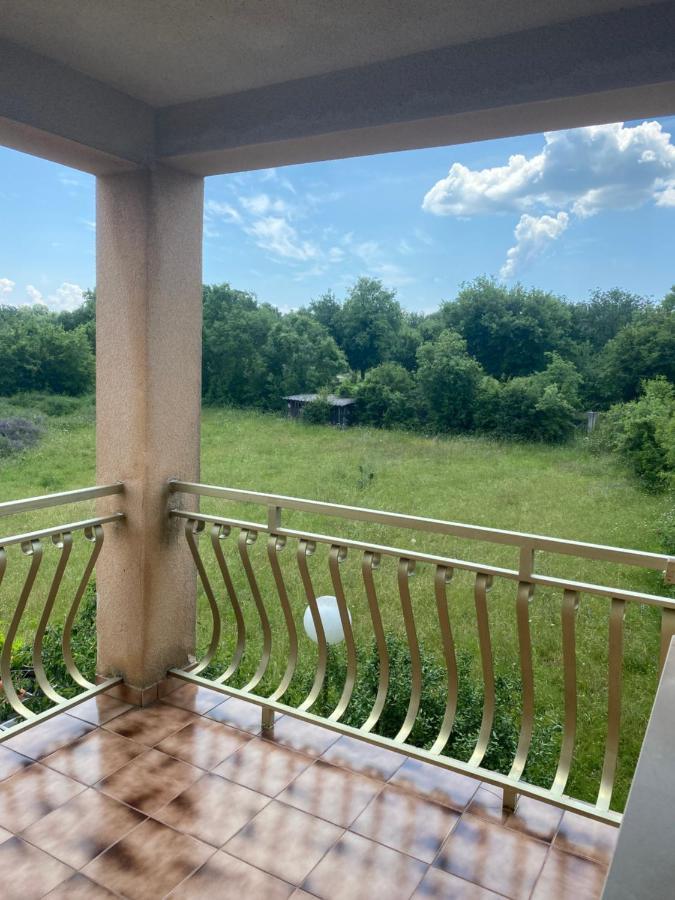 Apartment Ivan วานตาชิชี ภายนอก รูปภาพ