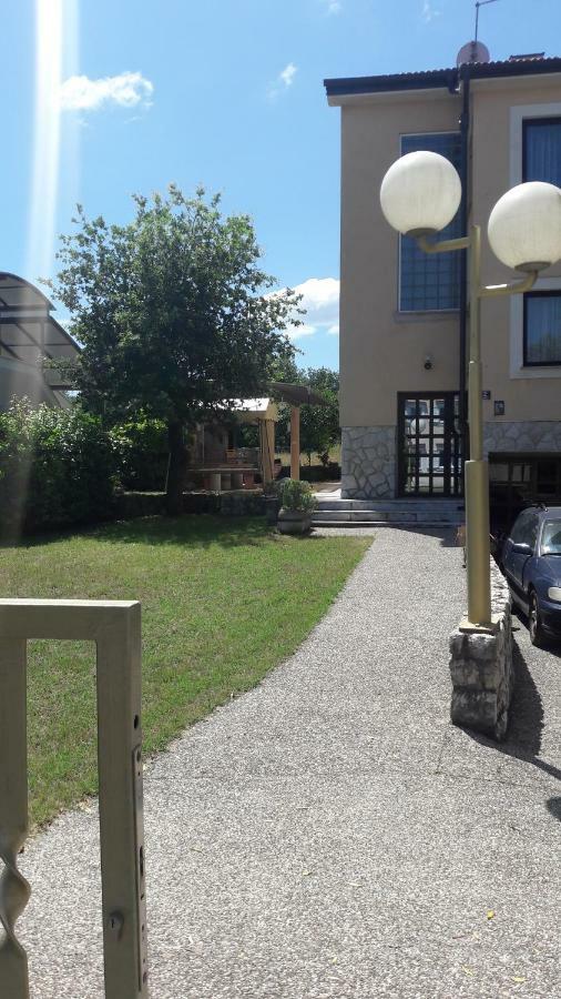 Apartment Ivan วานตาชิชี ภายนอก รูปภาพ